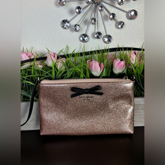 Kate spade ♠️ gold glitter crossbody handbag - Picture 10 of 16